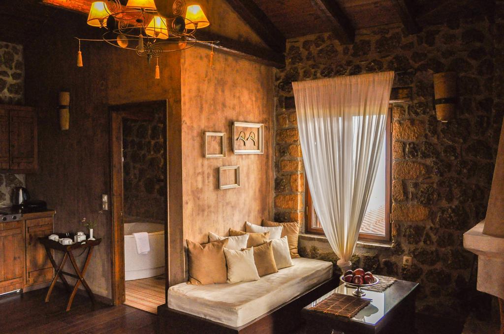 Nymfes Guesthouse Synikia Mesi Trikalon Chambre photo
