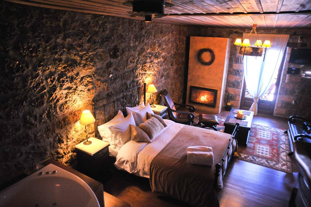 Nymfes Guesthouse Synikia Mesi Trikalon Chambre photo