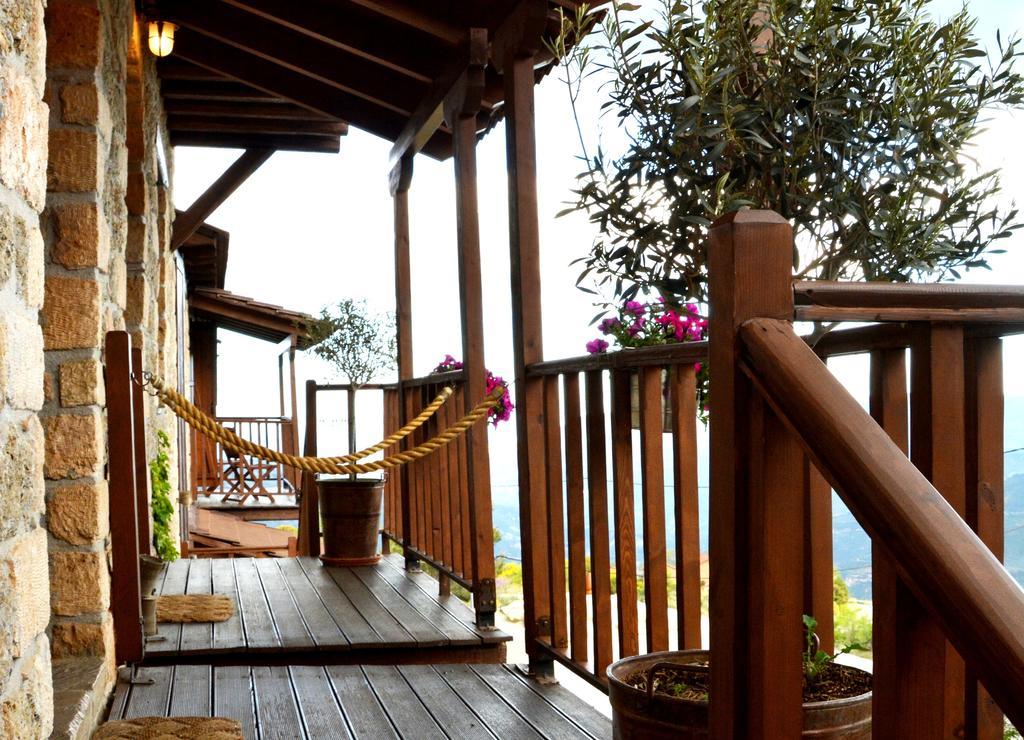 Nymfes Guesthouse Synikia Mesi Trikalon Extérieur photo