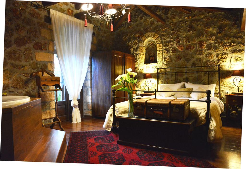 Nymfes Guesthouse Synikia Mesi Trikalon Chambre photo