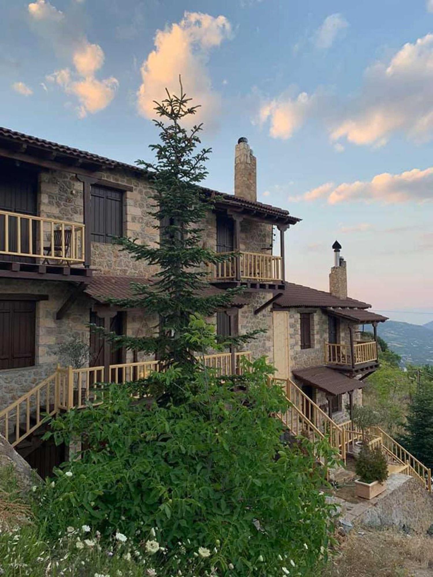 Nymfes Guesthouse Synikia Mesi Trikalon Extérieur photo